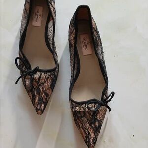 Valentino Black Lace Pointed Ballet Flats with Bow